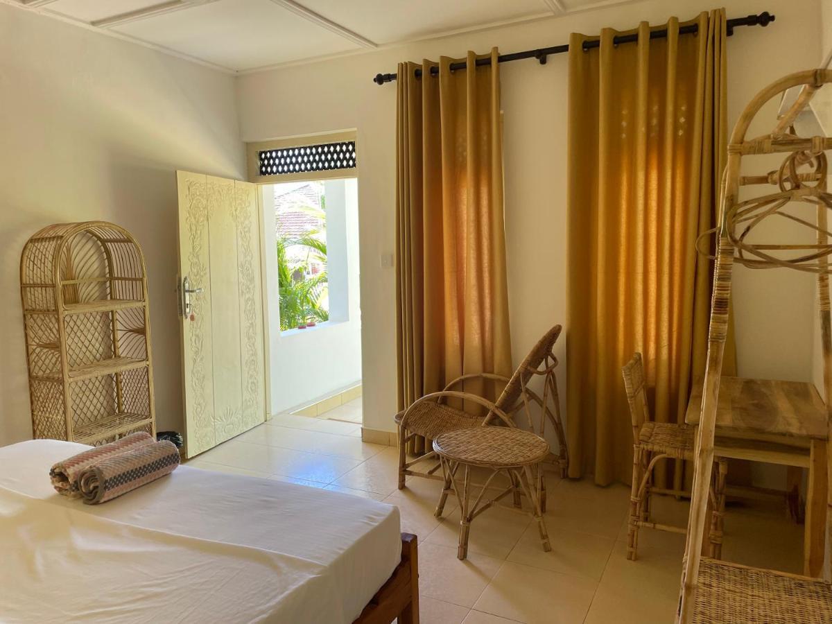 Banana Surf House Hotel Arugam Bay Kültér fotó