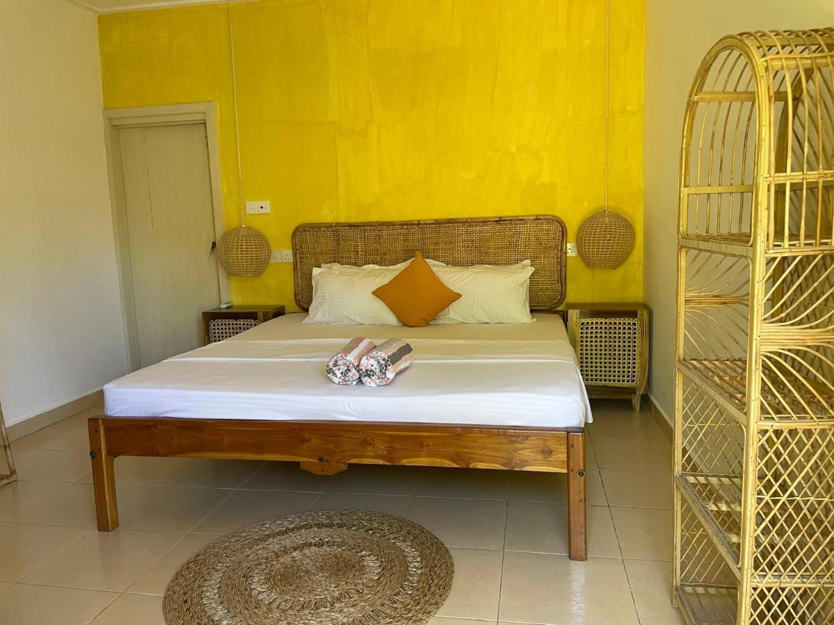 Banana Surf House Hotel Arugam Bay Kültér fotó